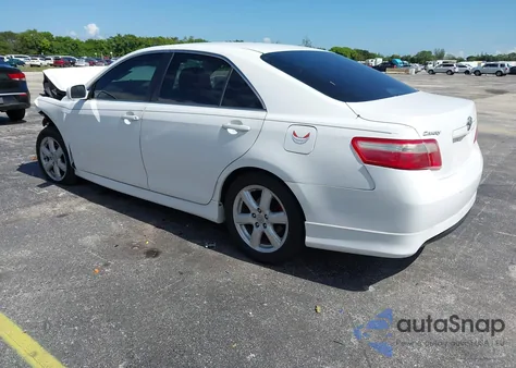 2009 Toyota Camry Se/Le/Xle z USA, uszkodzony, nr VIN 4T1BE46K79U904827